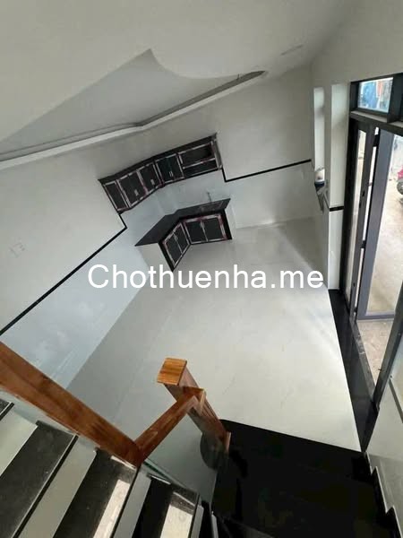 Cho thuê nhà Hiệp Thành 22, Quận 12, DT 40m2, gần mặt tiền đường, gần chợ, giá 5 triệu/tháng