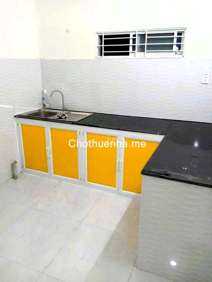Cho thuê nhà trệt lửng 52m², 3PN, gần chợ, hẻm yên tĩnh, Linh Đông