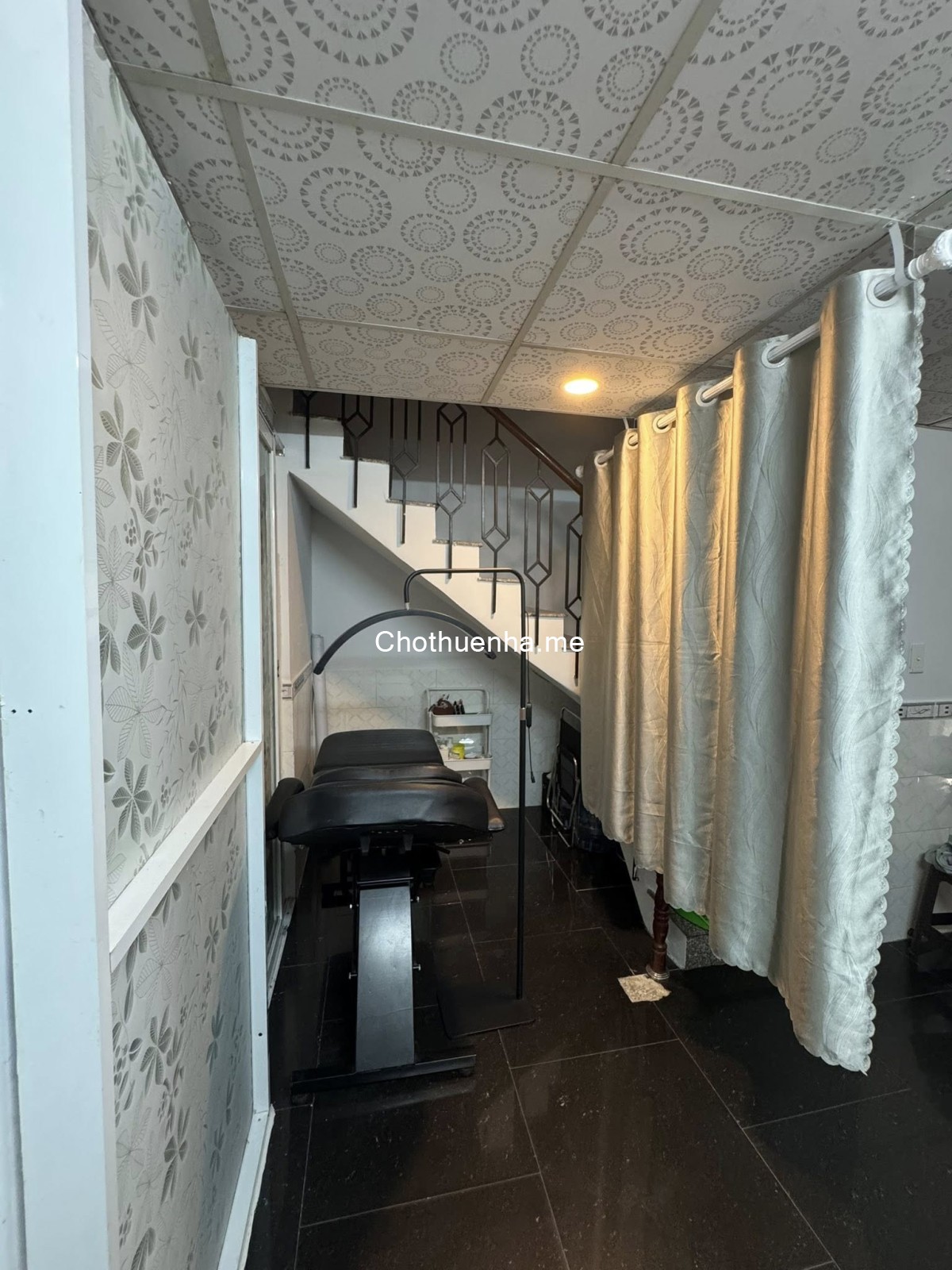Cần cho thuê lại nhà mặt bằng Spa Gội đầu dưỡng sinh, chăm sóc da và phun xăm thẩm mỹ ạ !!