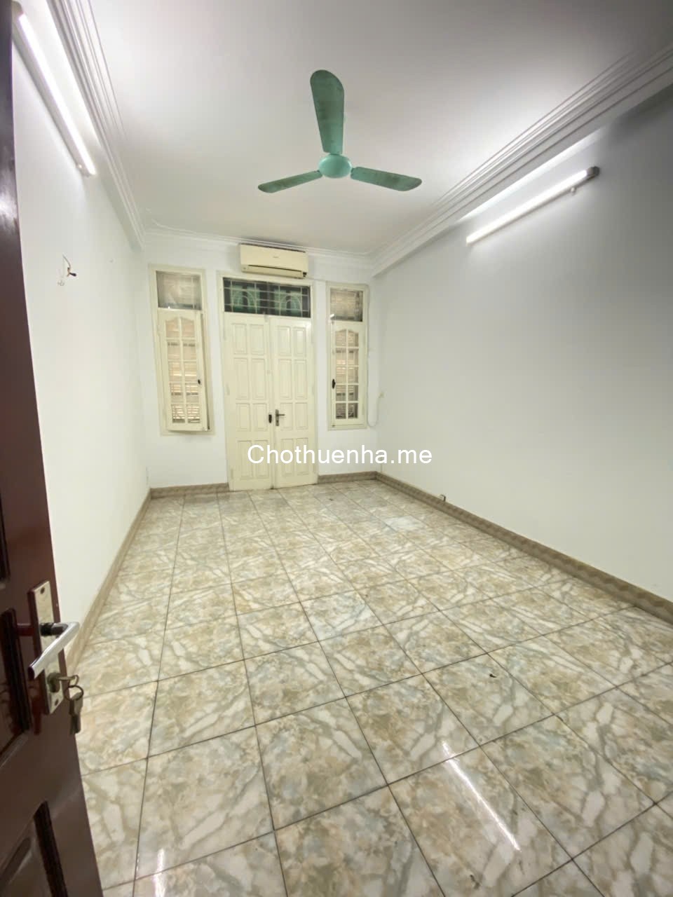 Cho thuê nhà nguyên căn KĐT Đồng Tàu làm văn phòng 4 tầng x 60m2, 6 ngủ, 16 triệu/th