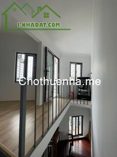 Cho thuê nhà Phố Thịnh Liệt, 3 tầng x 35m2, ngõ 3 ô tô tránh nhau, KD đỉnh chỉ 9.5 Triệu/TH