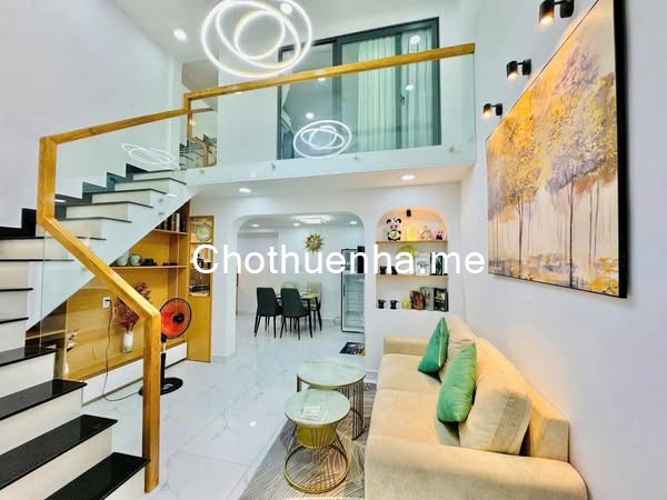 Nhà nguyên căn Phan Văn Trị, Bình Thạnh, DT 32m2, mặt tiền nở hậu, giá 15 triệu/tháng