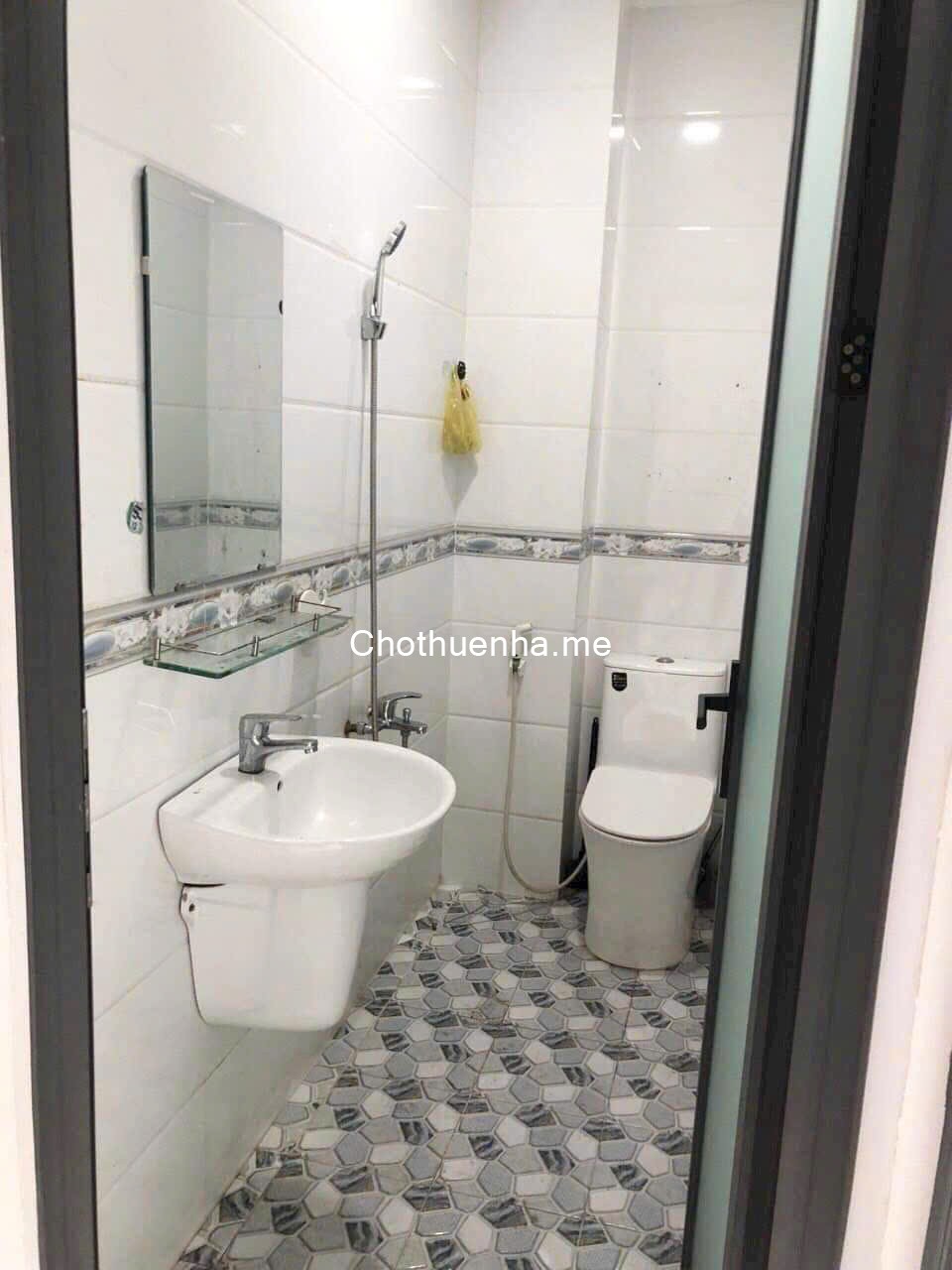 cho thuê nhà nguyên căn hẻm xe hơi đường Mã Lò Tân Bình