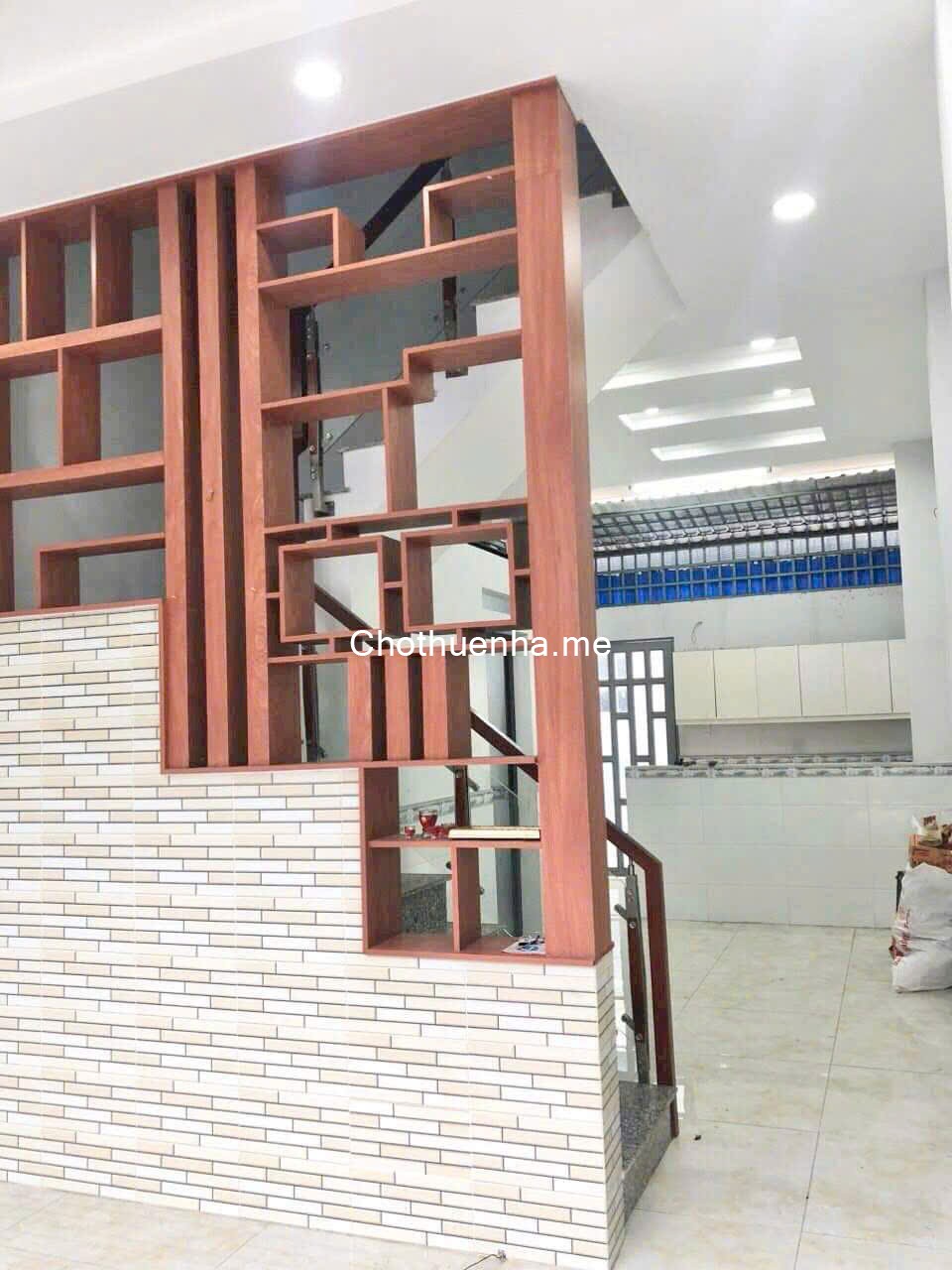 cho thuê nhà nguyên căn hẻm xe hơi đường Mã Lò Tân Bình