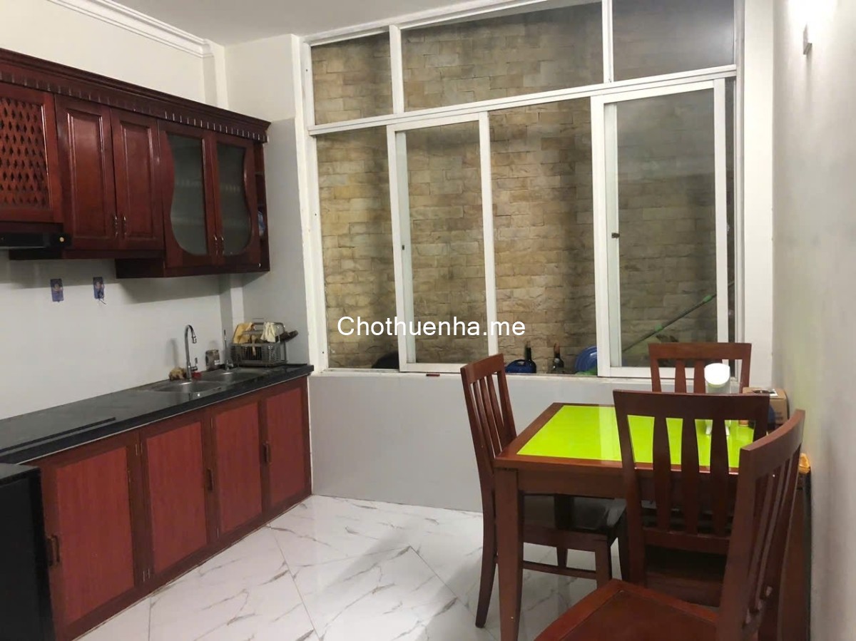 Cho thuê nhà đường Hoàng Mai, 35m2, 3 tầng
