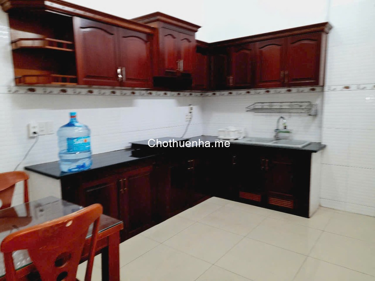 Nhà nguyên căn đủ nội thất cho thuê tại Tân Thuận Đông quận 7