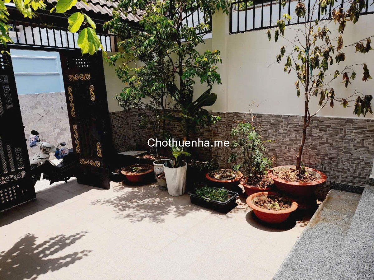 Nhà nguyên căn đủ nội thất cho thuê tại Tân Thuận Đông quận 7