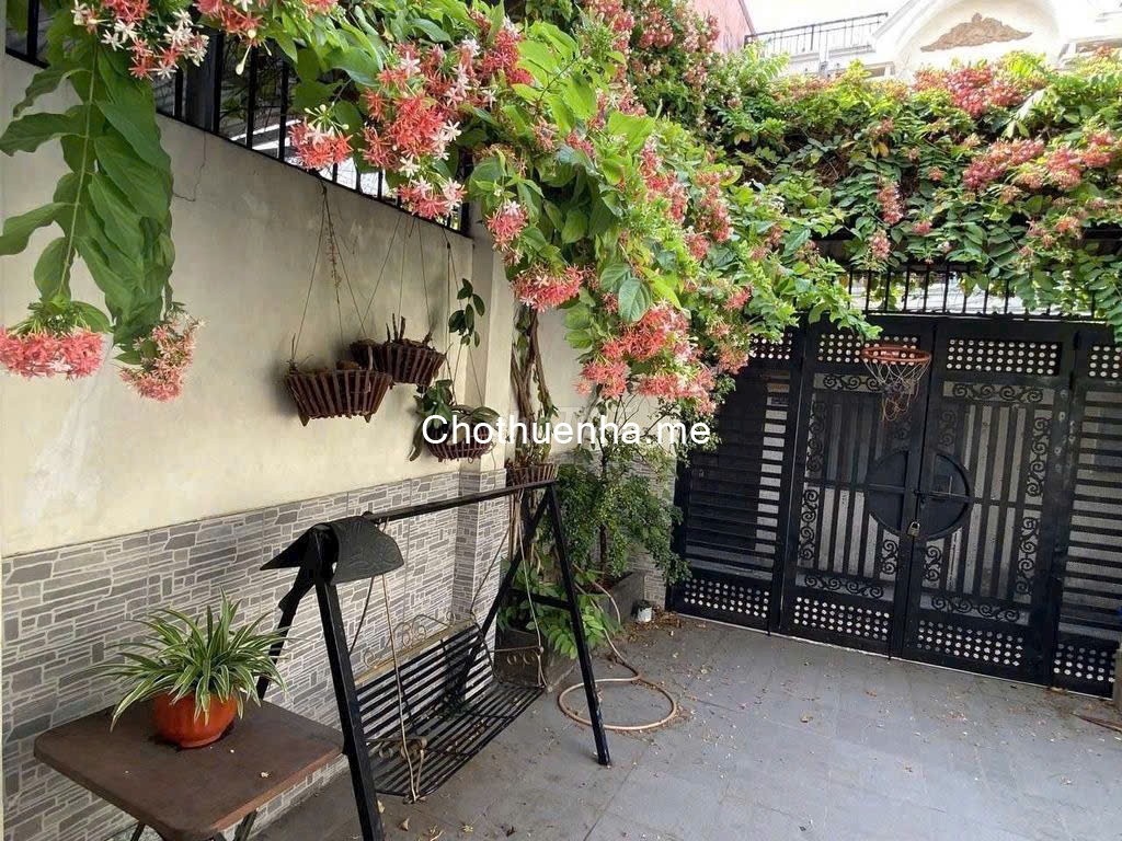 Nhà nguyên căn đủ nội thất cho thuê tại Tân Thuận Đông quận 7
