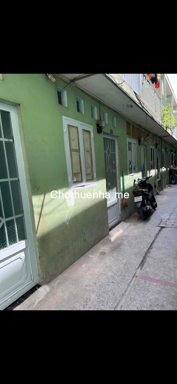 Cho thuê nhà hẻm 861 Trần Xuân Soạn, dtsd 20m2 1 lầu, 1PN, 1WC