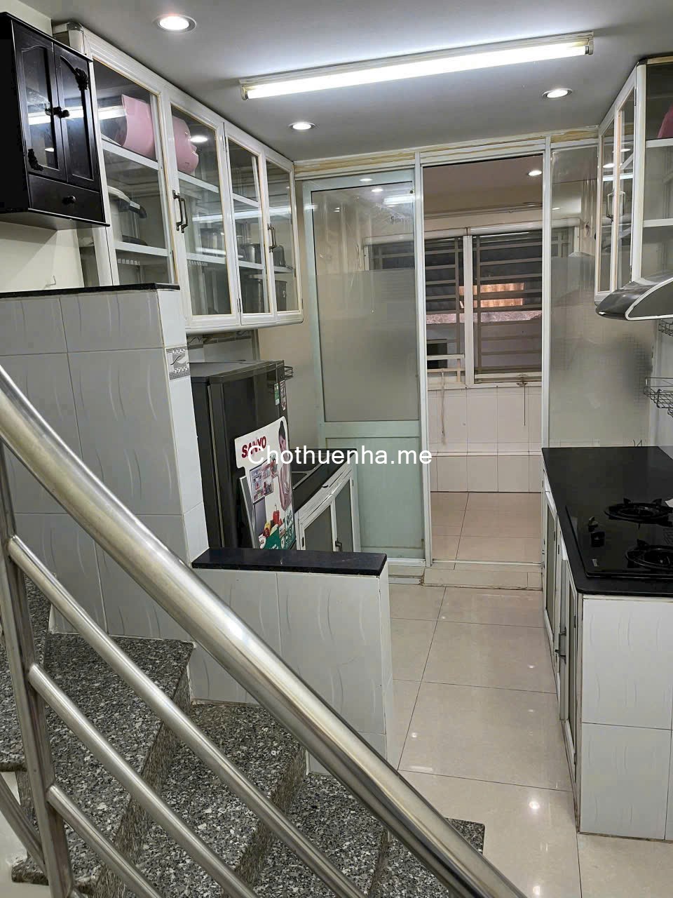 Cho thuê nhà nguyên căn 1 trệt, 1 lửng, 2 lầu – 11tr/tháng