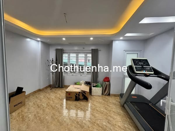 Cho thuê nhà Phố Lĩnh Nam, Hoàng Mai 35m2 x 5 tầng, 3 ngủ, 11 Triệu ở hộ gia đình