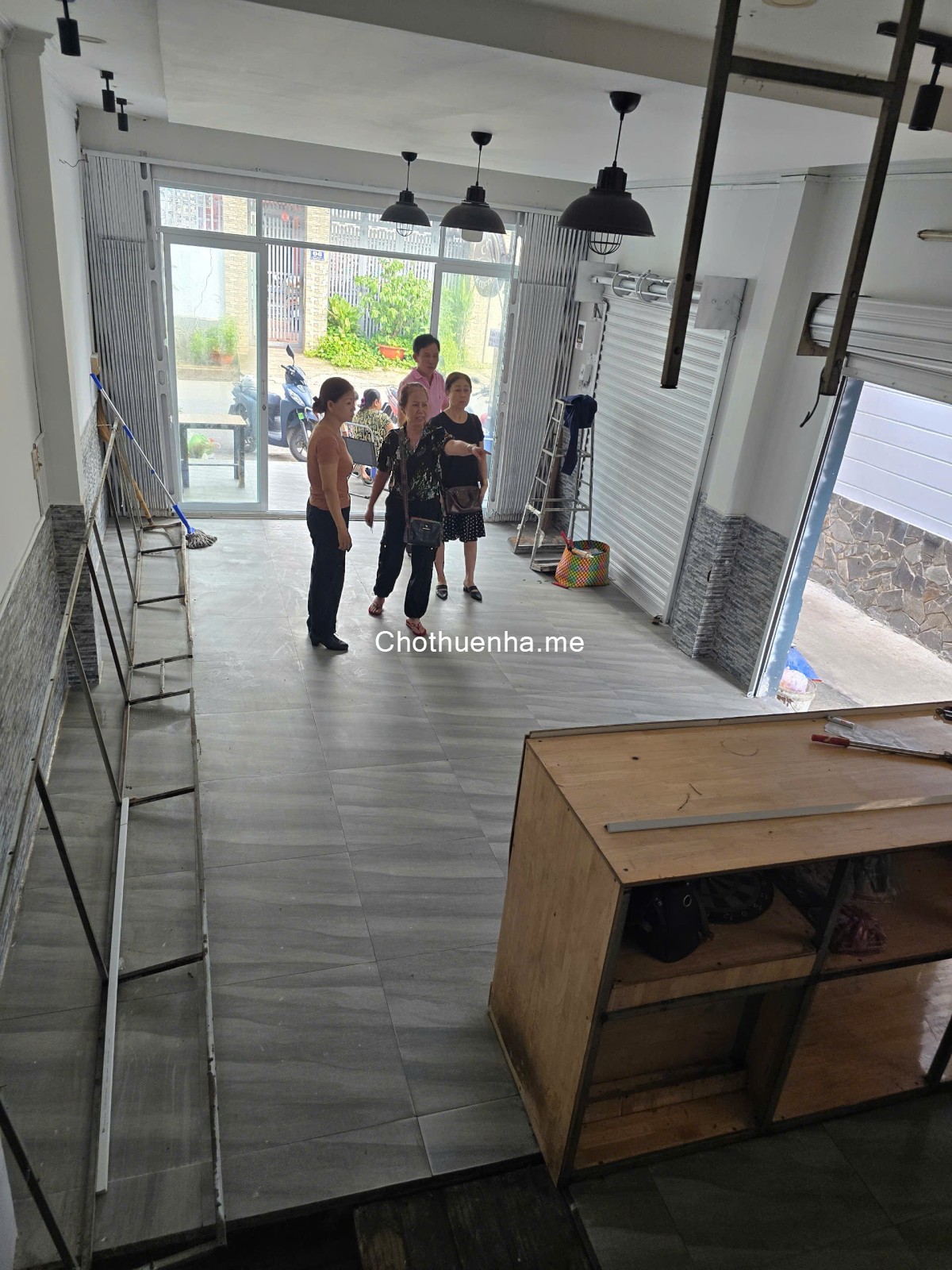 Cho thuê nhà 2 mặt tiền tại Đường Số 102, Tăng Nhơn Phú A, Thủ Đức, 9 triệu, 100m2, view đẹp Hot!