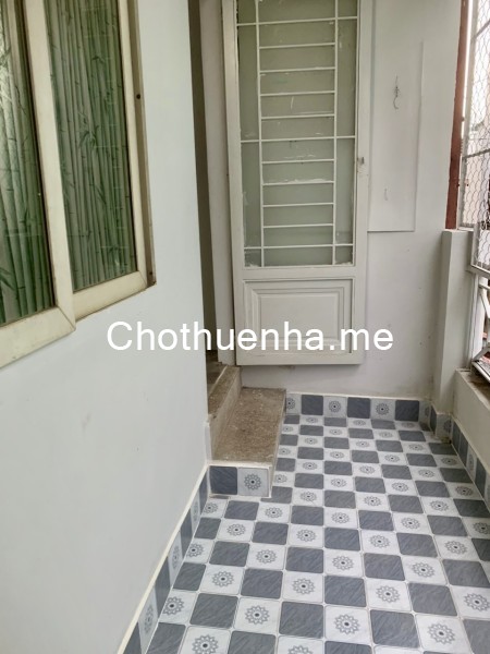 Cho thuê nhà hẻm nguyên căn 60m2 q8