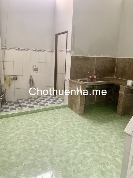 Cho thuê nhà hẻm nguyên căn 60m2 q8