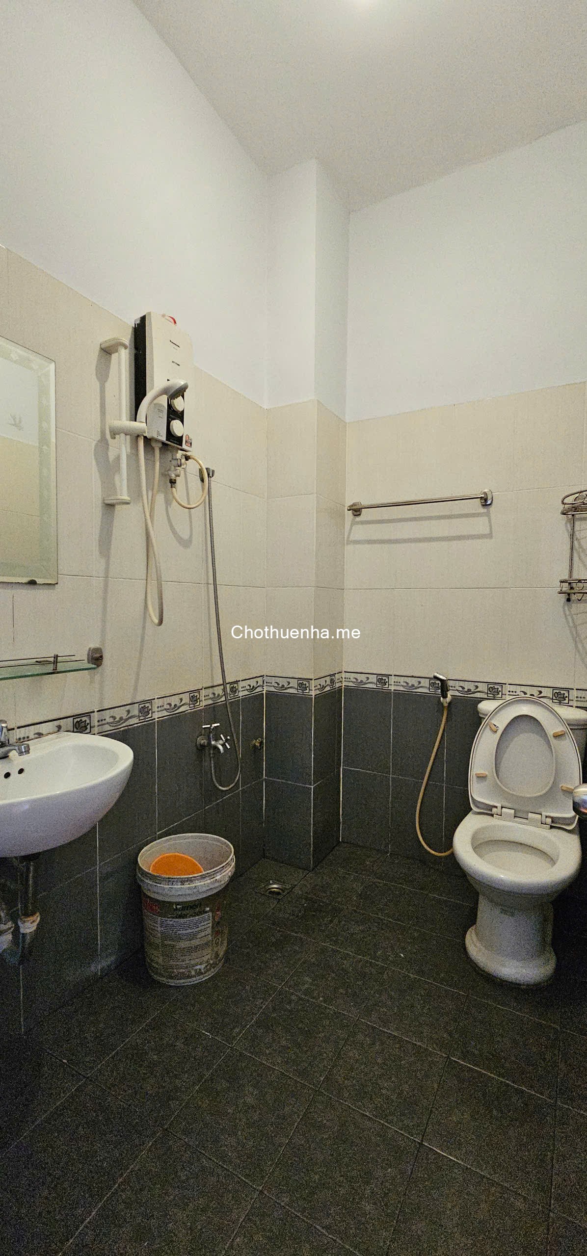 Cho thuê nhà - 1 trệt + 1 lầu (2PN + 2WC) - Gần Gigamall - P. Hiệp Bình Chánh - Thủ Đức