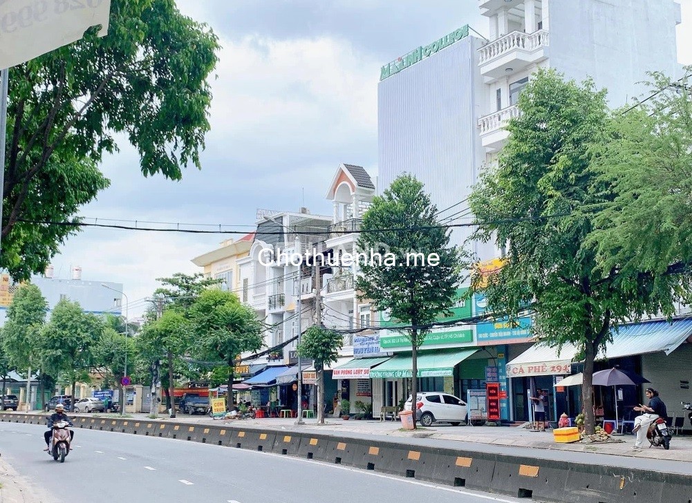 Cho thuê nhà/kho xưởng mặt tiền Lê Thị Riêng Quận 12 giá hợp lý, lâu dài