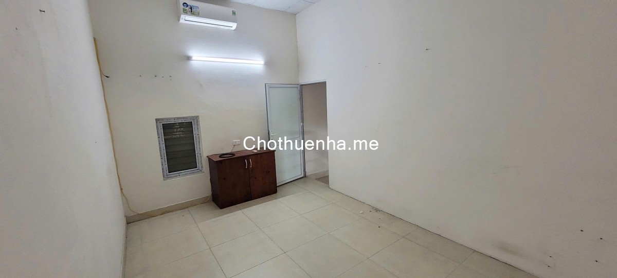 Cho thuê nhà ngõ 139 Tân Mai, 30m2 x 2 tầng, 2 ngủ, 7.5 Triệu ở gđ, nhóm ngoan