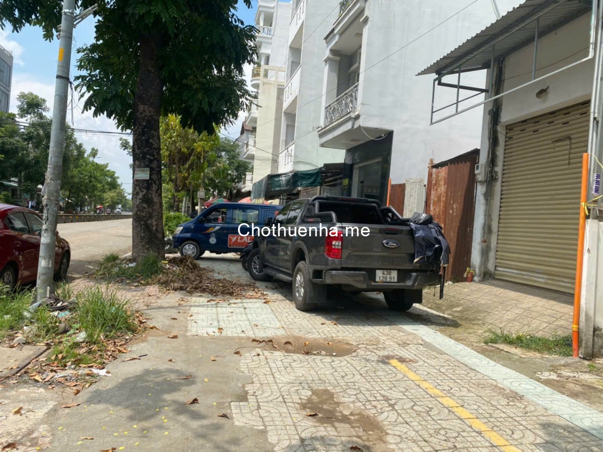 Cho thuê nhà/kho xưởng mặt tiền Lê Thị Riêng Quận 12 giá hợp lý, lâu dài