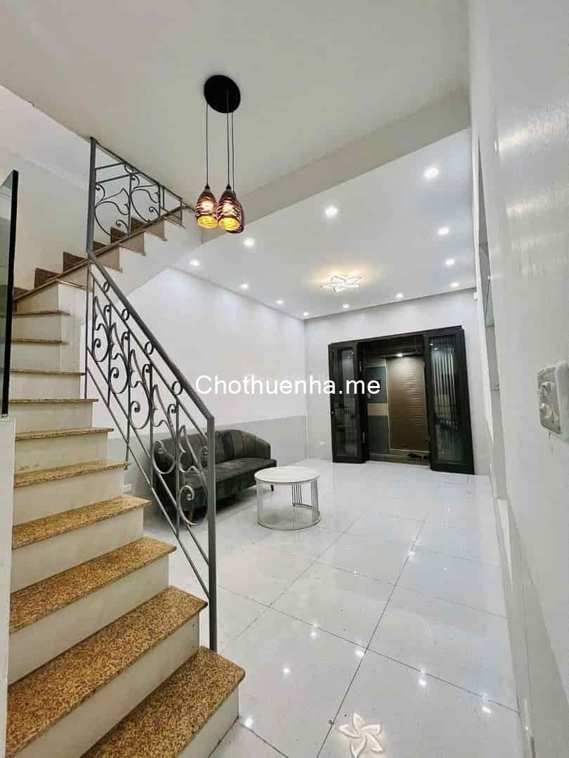 Cho thuê nhà ngõ 28 Văn Hương 3 tầng x 31m2, 2 ngủ, 8 Triệu ở hộ gia đình