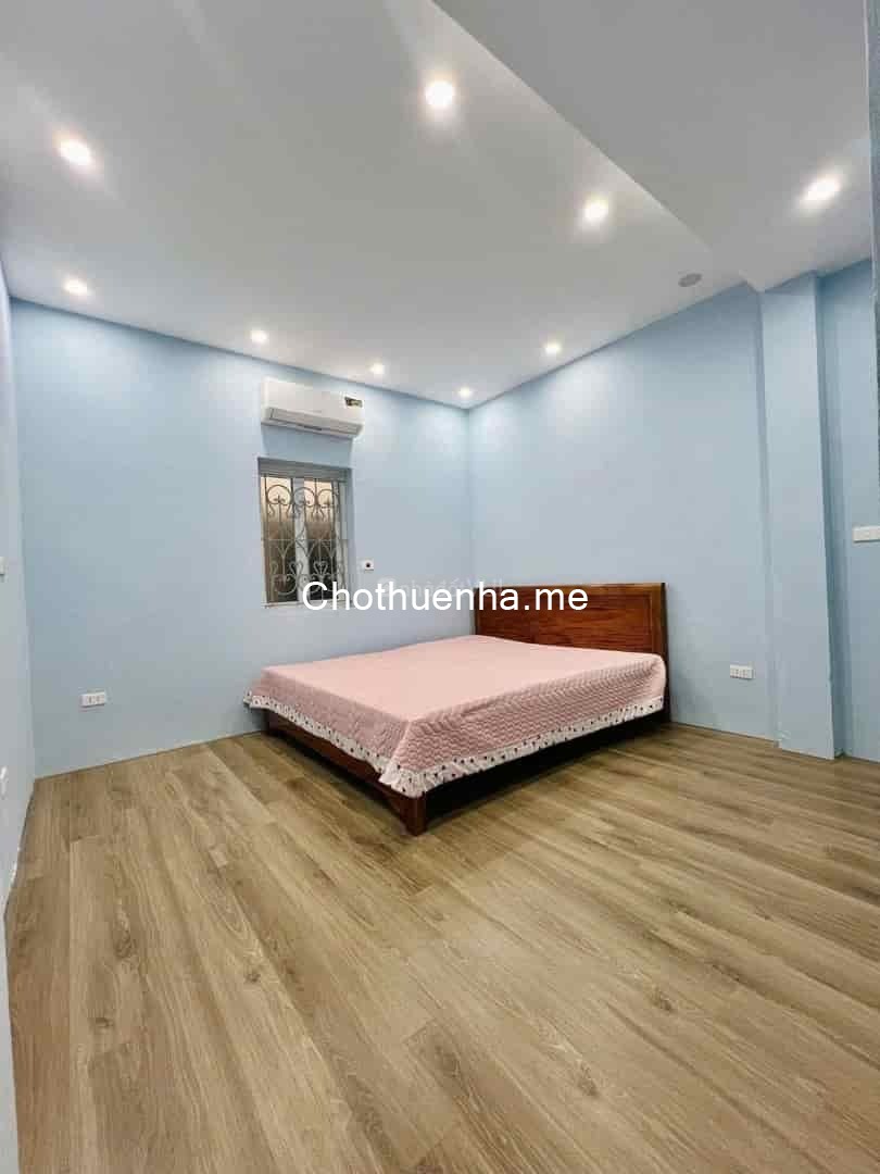 Cho thuê nhà ngõ 28 Văn Hương 3 tầng x 31m2, 2 ngủ, 8 Triệu ở hộ gia đình