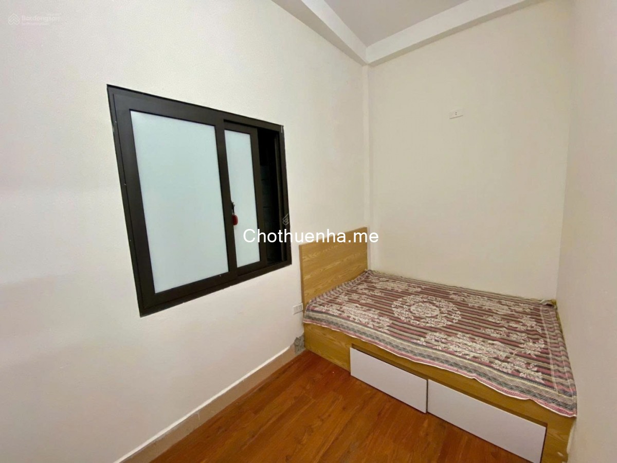 Cho thuê nhà nguyên căn Nguyễn Trãi 3.5 tầng x 40m2, 3 ngủ, 3 WC, 12 Triệu