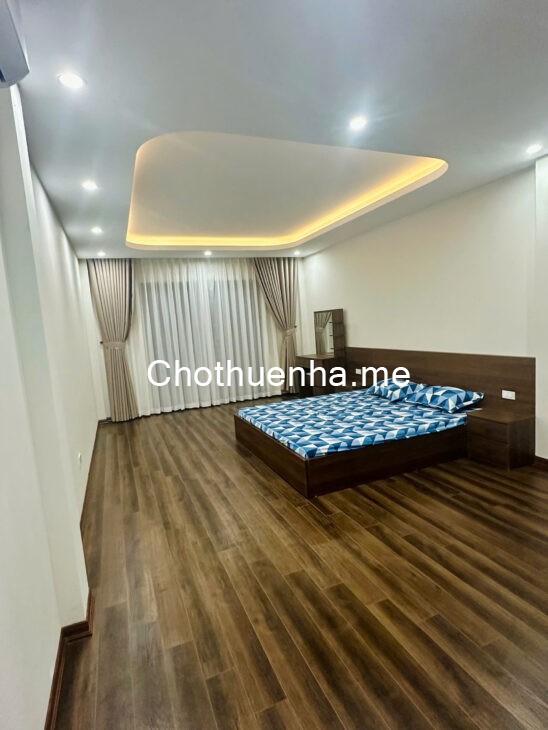 Cho thuê nhà 6 tầng x thang máy 50m cực đẹp tại ngõ 572 Ngọc Thụy