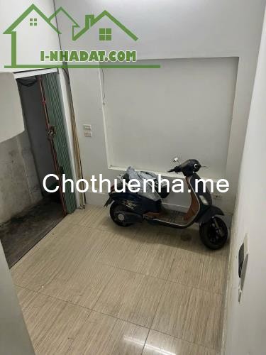 Cho thuê nhà Phố Tây Sơn, 4 tầng, 22m2, 2 ngủ, 9 Triệu VP, KD onl, ở gđ, nhóm ít người