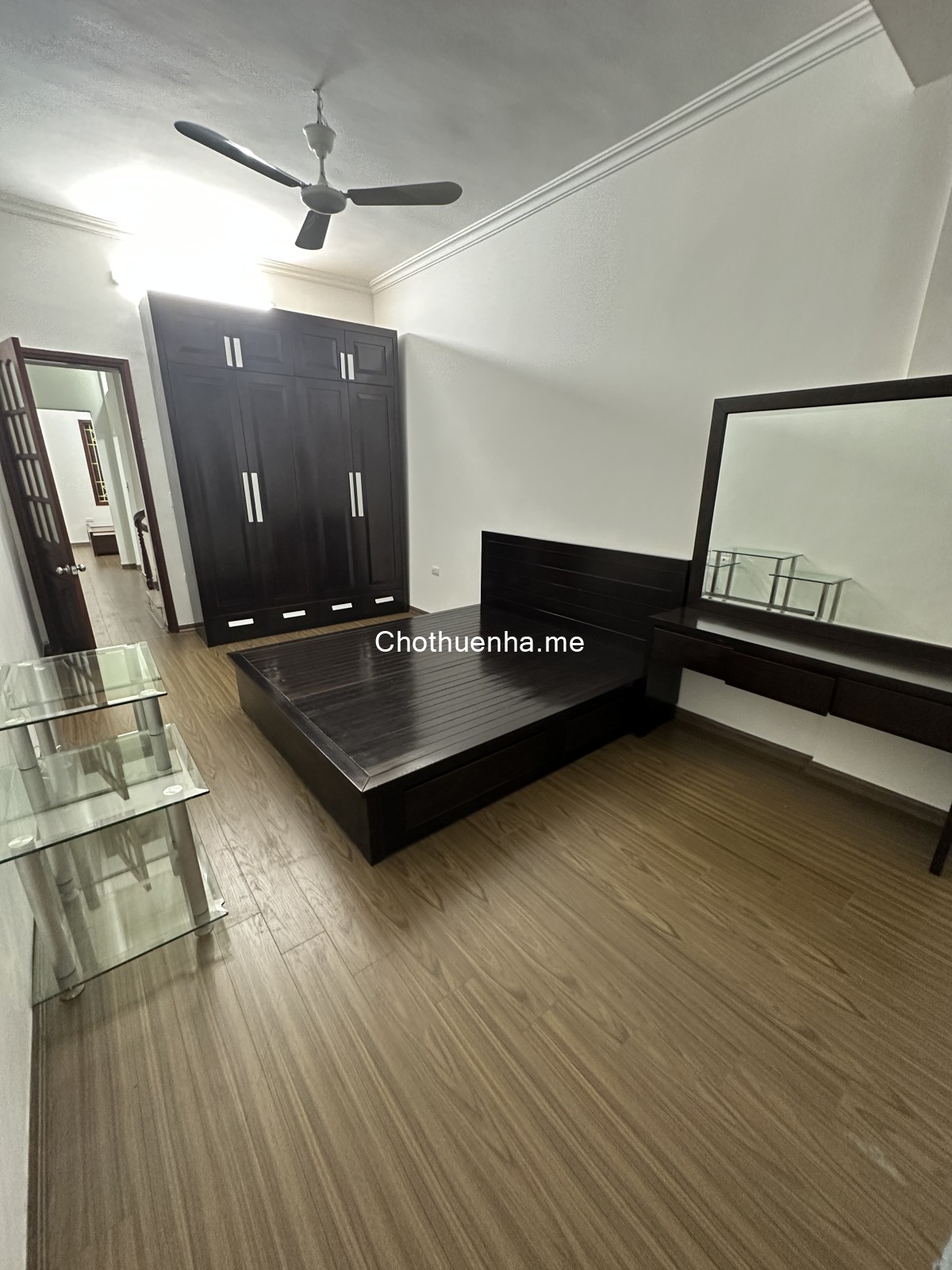 Cho thue nhà chính chủ Nguyễn Văn Cừ, Long Biên, Hà Nội, oto đỗ cửa ngày đêm, 11 tr