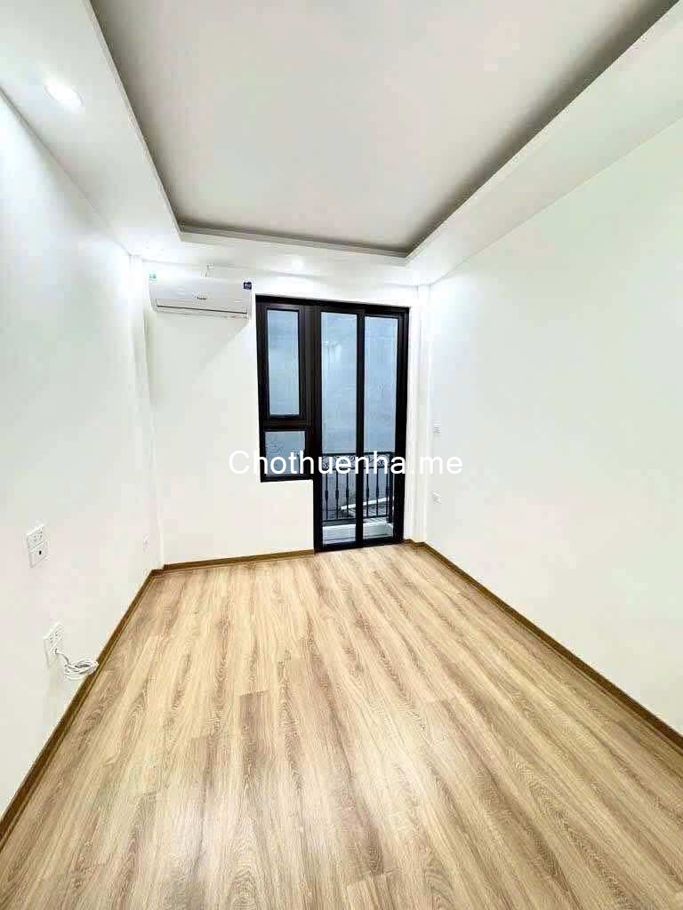 Cho thuê nhà nguyên căn ngõ 141 Giáp Nhị, 5 tầng x 23m2, 3 ngủ, 10 Triệu