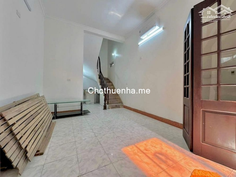 Cho thuê nhà ngõ 505 Trần Khát Chân, 3 tầng x 35m2, 2 ngủ, 9 Triệu ở gia đình, KD online