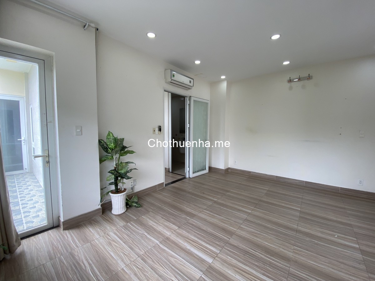 Cho thuê nhà nguyên căn 6 phong ngủ 6wc, đường số 30, Phường Tân Phong Q7 - 0903018683