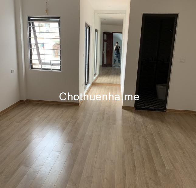 Chính chủ cho thuê nhà khép kín tổ 8, Thạch Bàn – Long Biên - Hà Nội