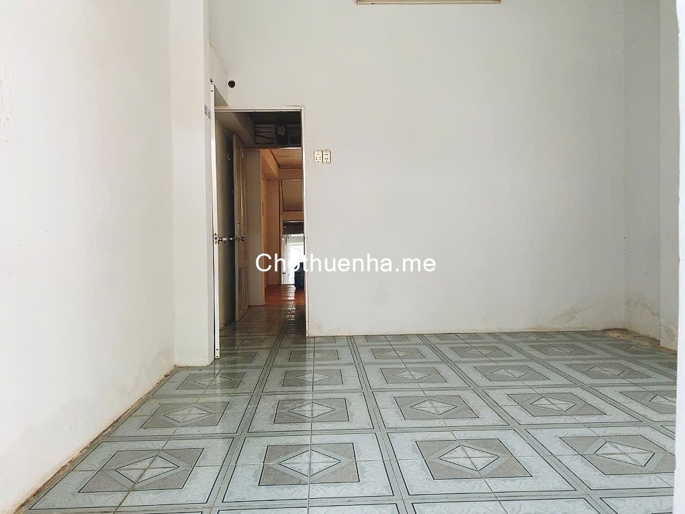 Cho thuê nhà MTKD 455A Huỳnh Văn Bánh, PN, Kinh doanh tự do, Nhà mới giao liền