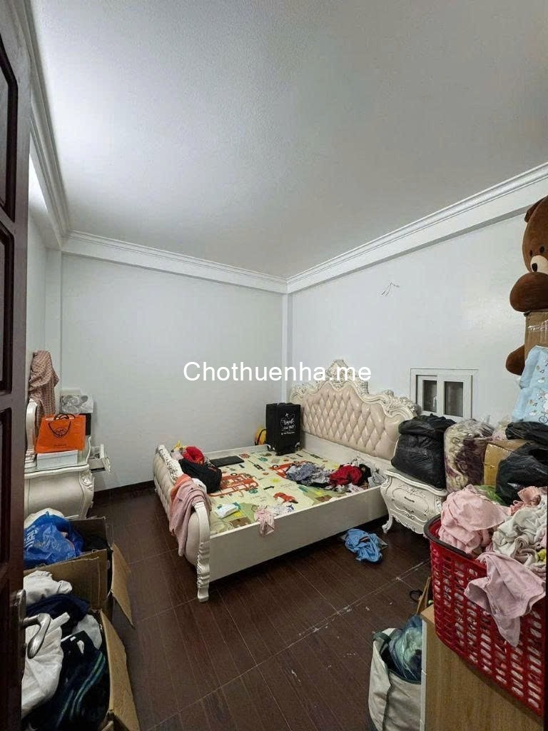 Cho thuê nhà Bằng Liệt, 45m2 x 5 tầng, 5 ngủ, 4 WC, 15 Triệu VP, KD, ở gđ, nhóm