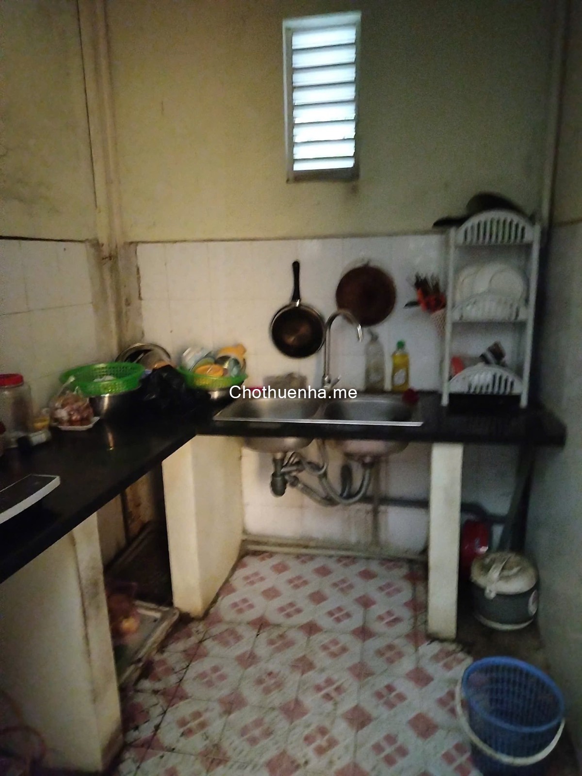 Cho thuê nhà Phố Lạc Hồng 70m2 x 2 tầng, 4 ngủ, 11 Triệu ở gđ, nhóm ngoan