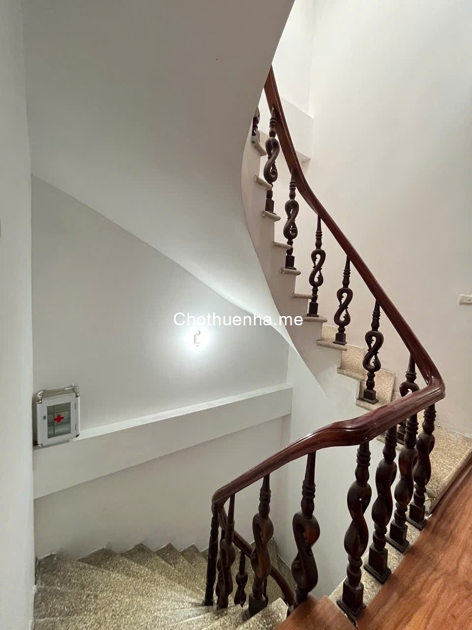Cho thuê nhà Phố Giáp Nhị, 4 tầng x 40m2, 5 ngủ, 11 Triệu, ở hộ gia đình