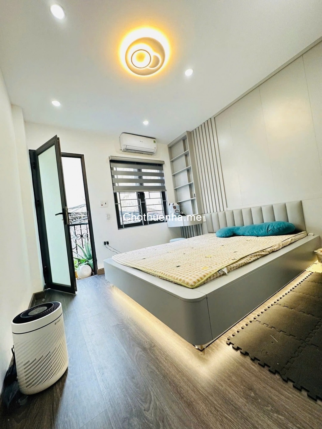 Cho thuê nhà Phố Kim Giang, Thanh Xuân 5 tầng x 38m2, 5 ngủ, 15 Triệu ở gđ, nhóm 5 em