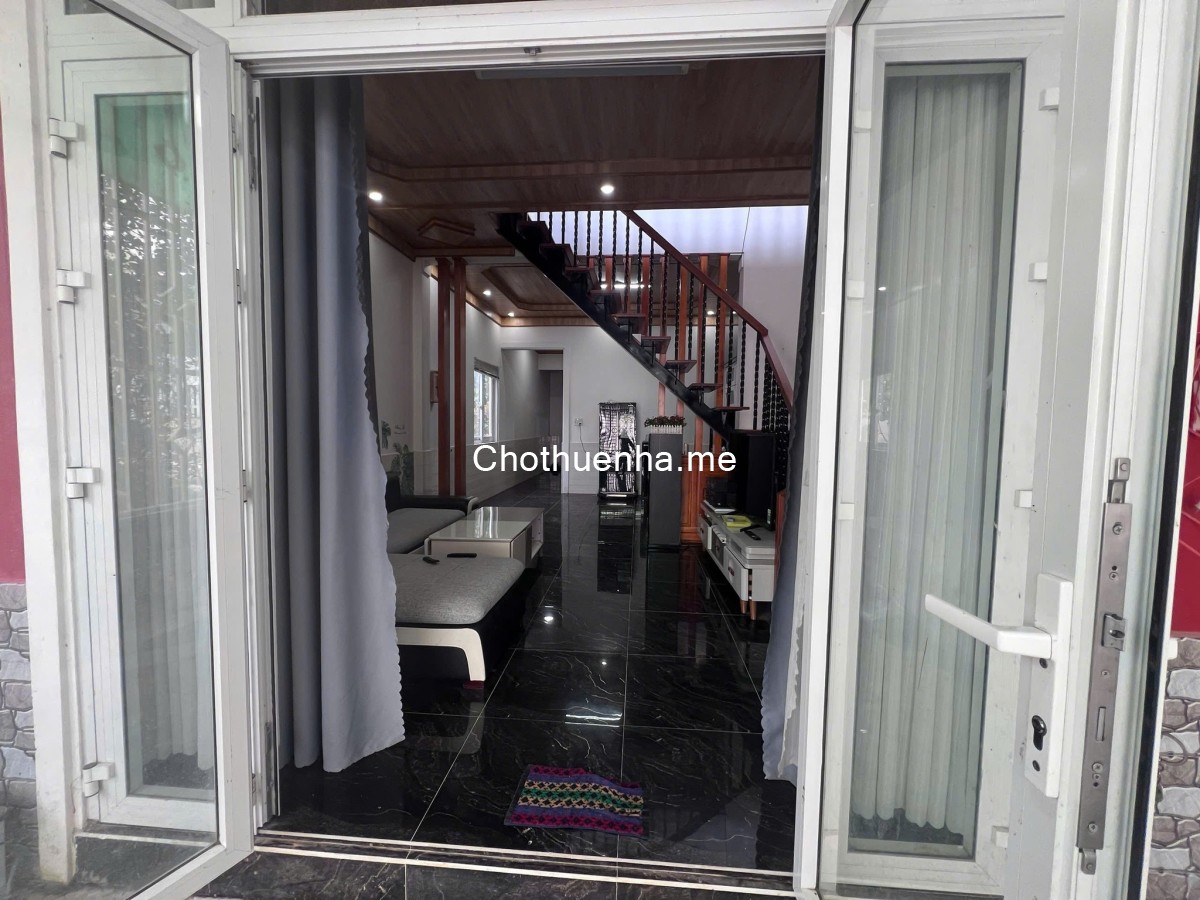 Cho Thuê Nhà Hẻm Ô Tô Đường 3 Tháng Tư P3 Đà Lạt - 3PN Full Nội Thất, Sân Đậu Xe