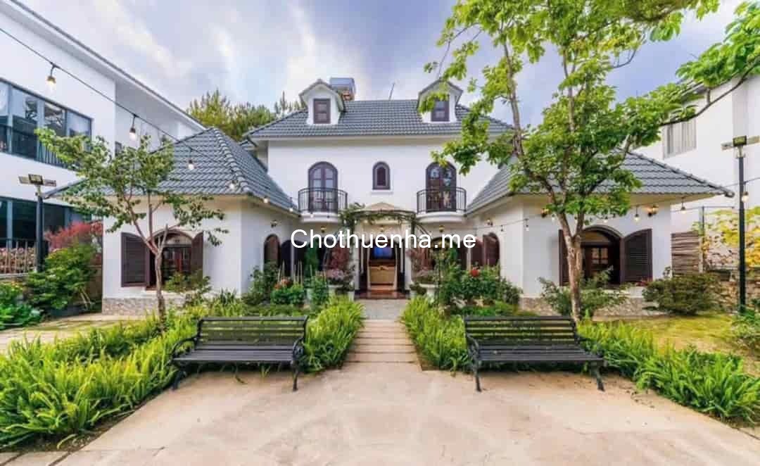 Cho thuê villa sân vườn 4 phòng ngủ, KDL Nam Hồ, phường 11, TP Đà Lạt – 30 triệu/tháng