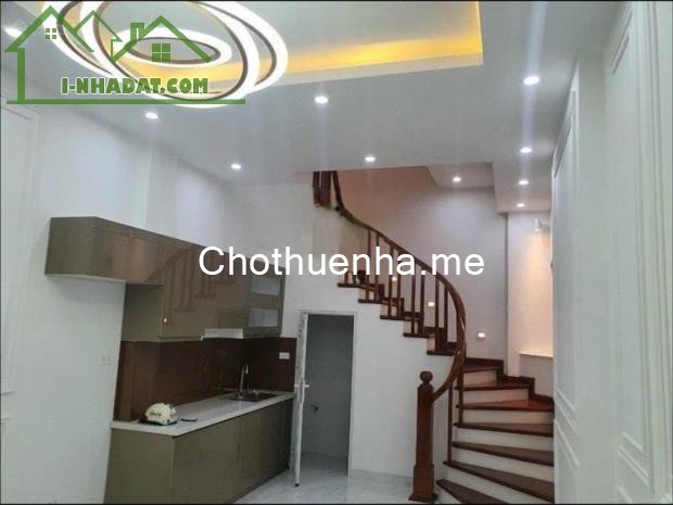 Cho thuê nhà Dốc Thọ Lão, 4 tầng, 30m2, 4 ngủ, 12 Triệu KD, VP kết hợp ở gia đình