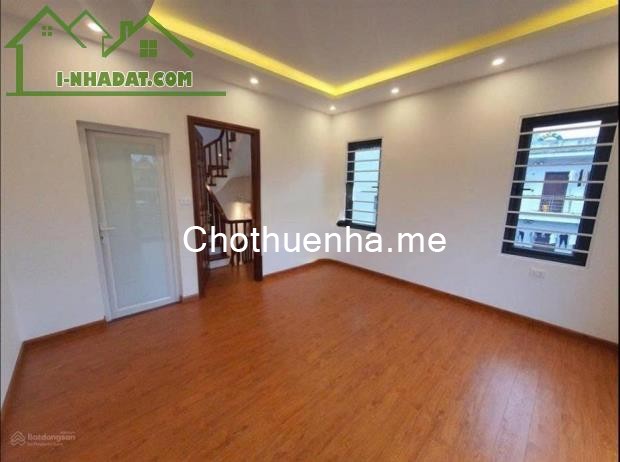 Cho thuê nhà Dốc Thọ Lão, 4 tầng, 30m2, 4 ngủ, 12 Triệu KD, VP kết hợp ở gia đình