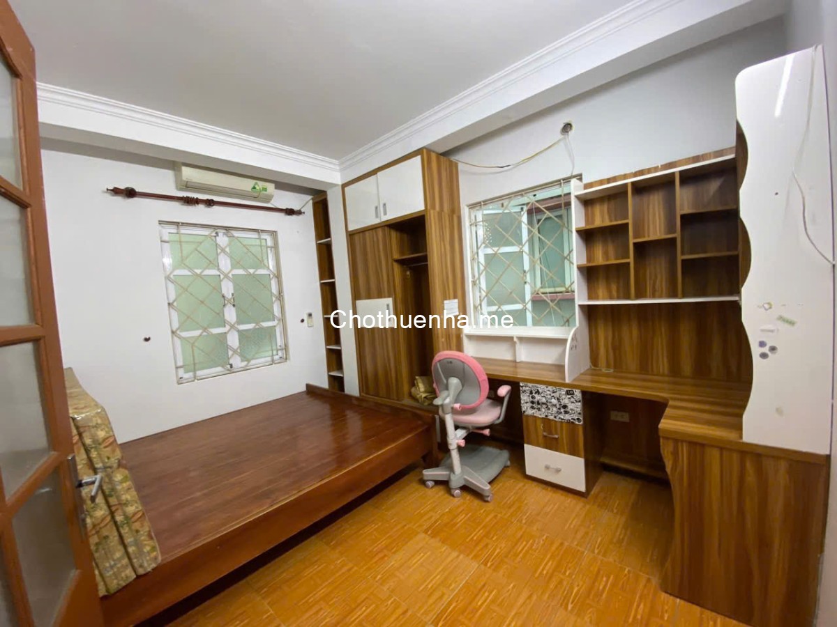 Cho thuê nhà ngõ Bùi Xương Trạch, 4 tầng x 25m2, 3PN, 9 Triệu/tháng