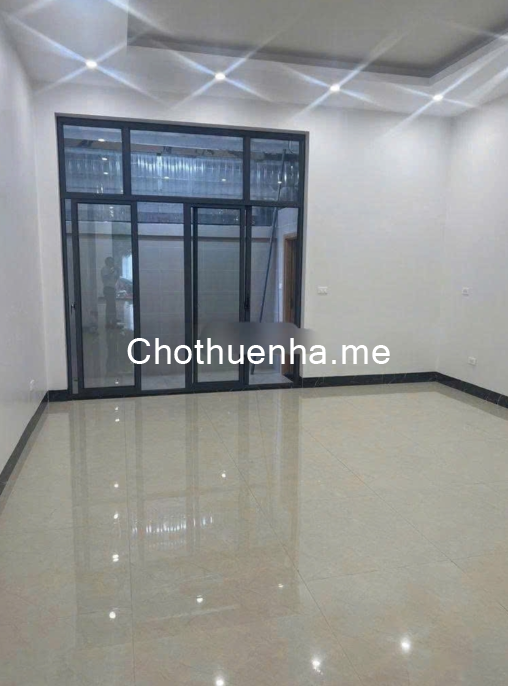Cho thuê nhà Liền Kề khu Đô Thị Louis Hoàng Mai, 100m2 x 5 tầng Thang máy, thông sàn