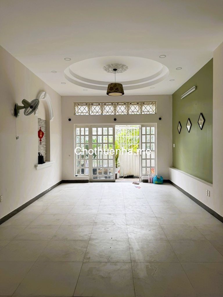 Cho thuê nhà biệt thự phố 2 tầng, 120m2, phù hợp làm văn phòng