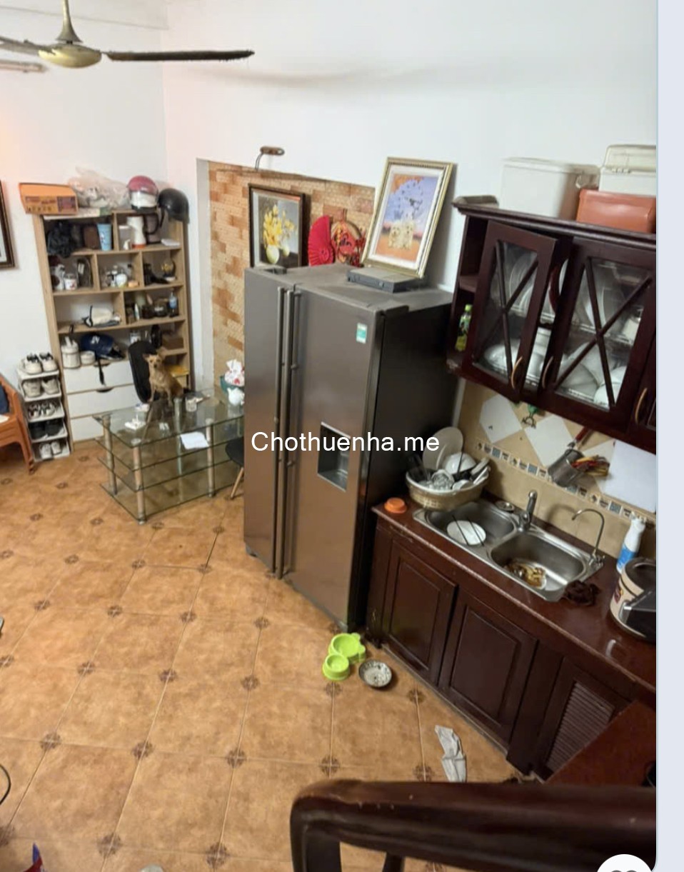 Cho thue nhà nguyên căn 25m2 x 3 tầng một tum