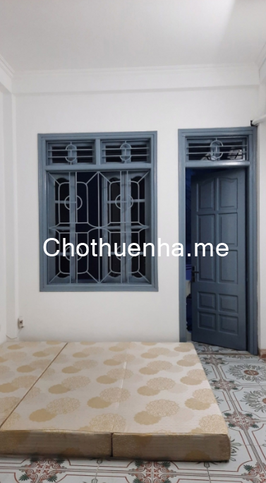 Cho thuê nhà ngõ Đội Cấn, 27m2* 4 tầng 3pn 2vs, Giá 8,5 triệu VP, KDon, ở gđ, nhóm