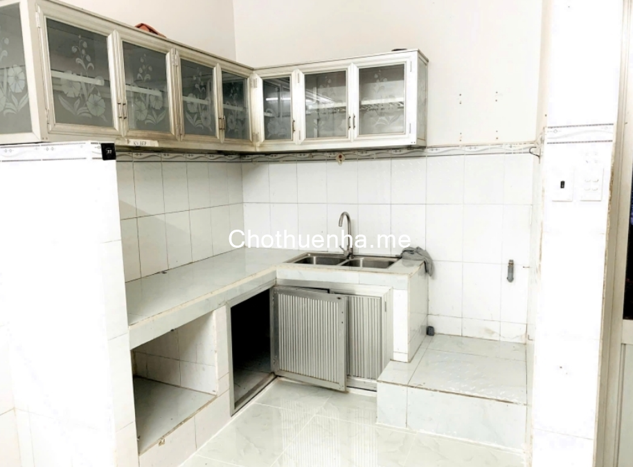 cho thuê nhà nguyên căn 100m² mặt tiền tiện kinh doanh Linh Đông