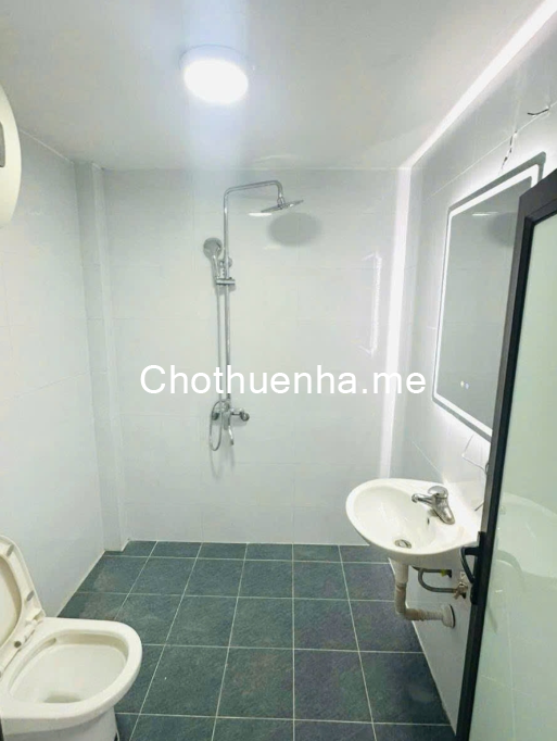 Cho thuê nhà nguyên căn Hòa Bình 4 Minh Khai, 30m2x5 tầng, 3 ngủ khép kín. 12,5 Triệu