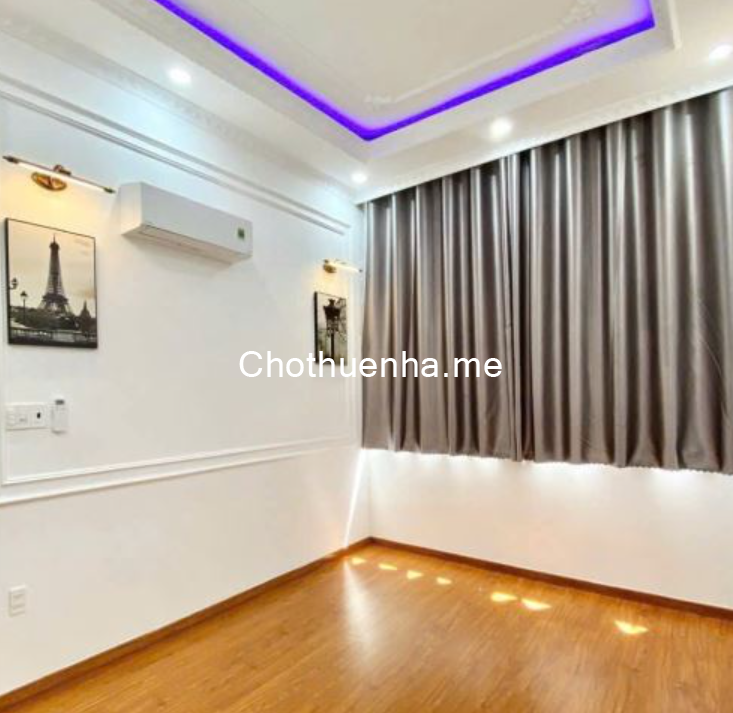 Nhà trệt lầu sau lưng Vincom Hùng Vương cách mặt tiền chỉ 1 căn nhà