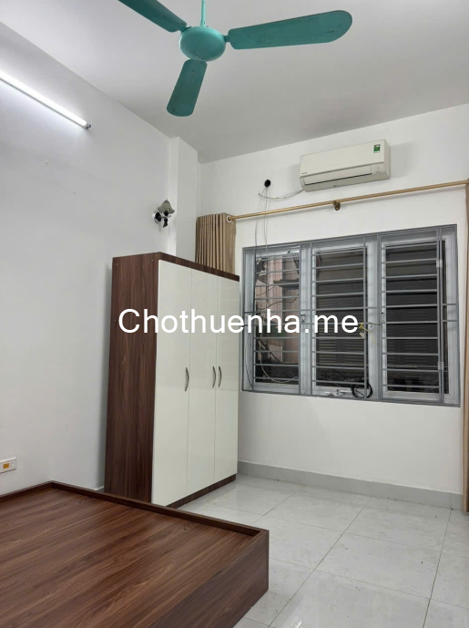 Cho thuê nhà nguyên căn Phố Vọng, 4 tầng x 30m2, 2 ngủ khép kín, 9 Triệu/th